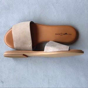 Treasure & Bond ~ Mere Suede Sandal ~ Women’s Size 6